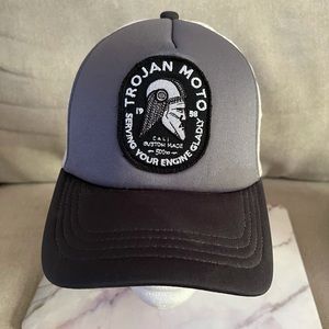 Cotton On Trucker hat